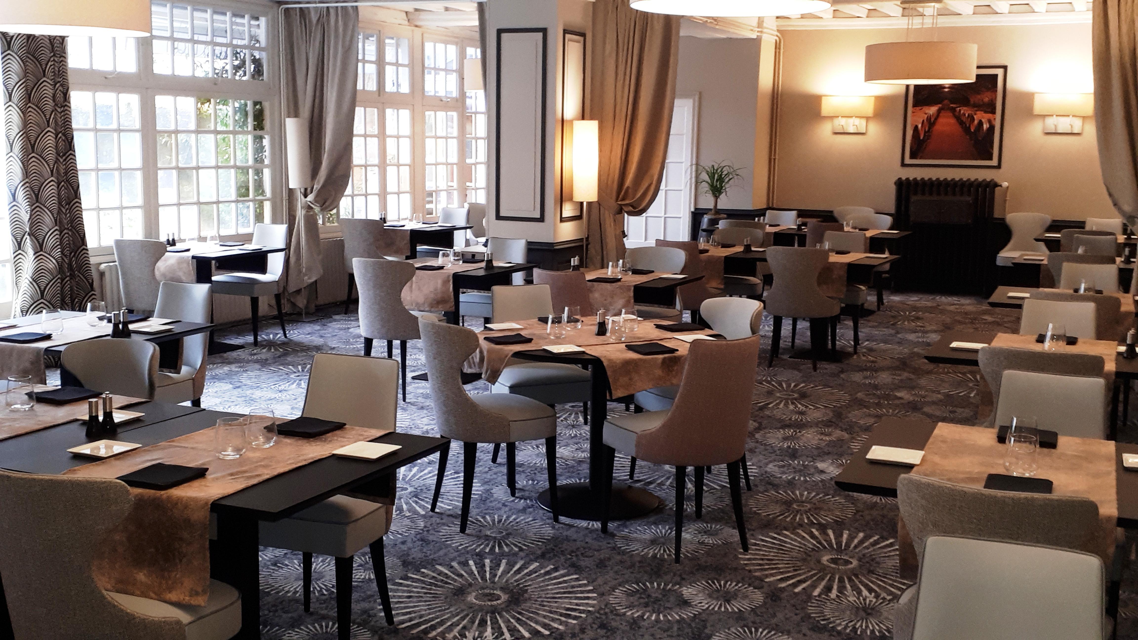 Hotel Le Lion D'Or Et Restaurant La Table Du Lion Bayeux Eksteriør billede