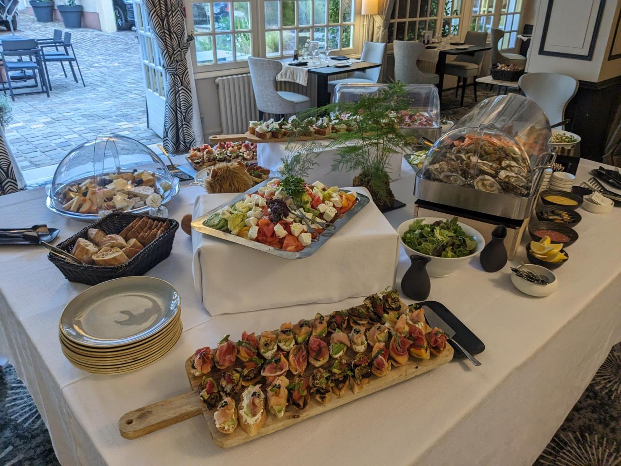 Hotel Le Lion D'Or Et Restaurant La Table Du Lion Bayeux Eksteriør billede