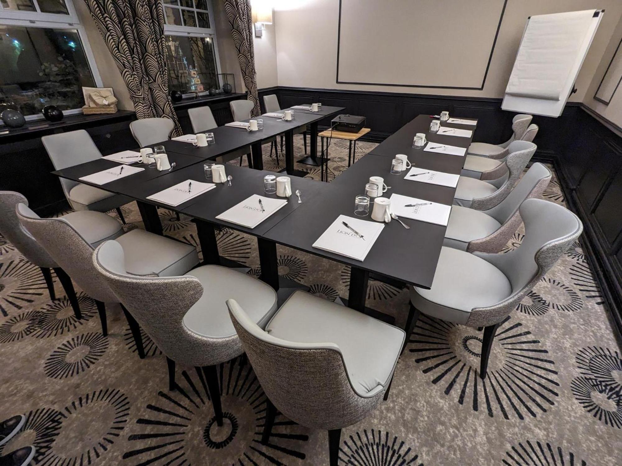 Hotel Le Lion D'Or Et Restaurant La Table Du Lion Bayeux Eksteriør billede